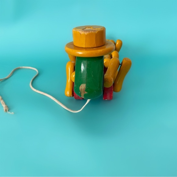 Vintage Kouvalias caterpillar cricket pull along toy wooden collectors item - Picture 5 of 6